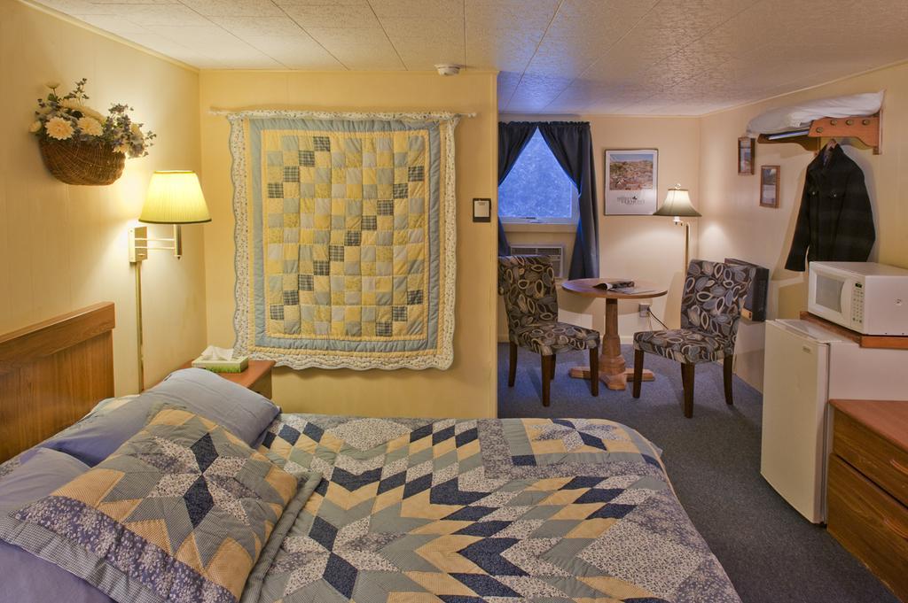 Casablanca Motel Manchester Oda fotoğraf